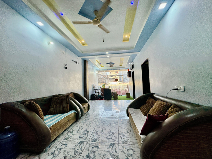 Interior 5, Shri Prakash Dham, Mathura
