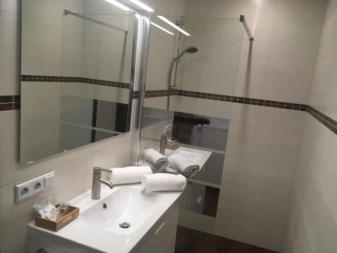 Bathroom 4, Wein Erlebnis Hotel Maimühle, Merzig-Wadern
