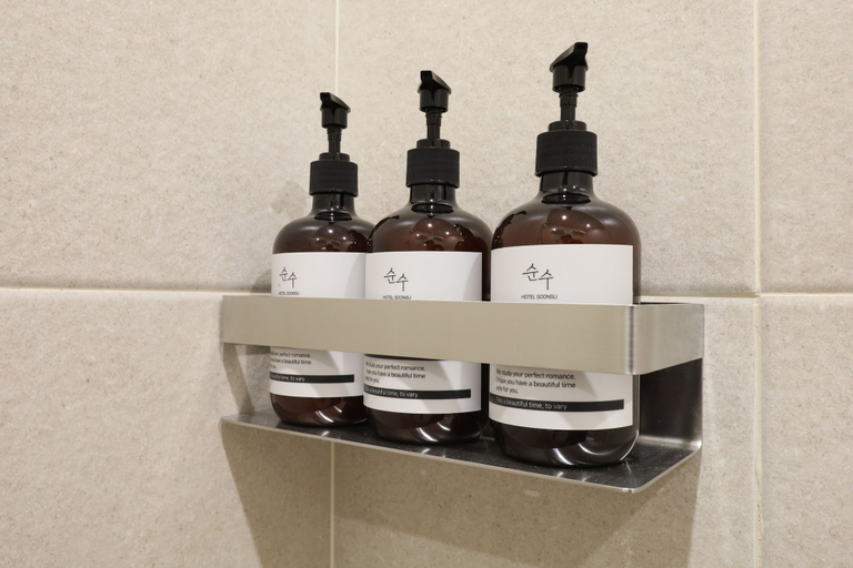 Bathroom amenities 3, HOTEL SOONSU SUWON, Suwon