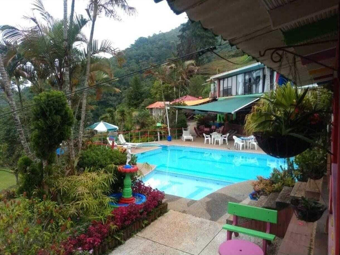 Pool 2, VISTA HERMOSA, Santiago de Cali