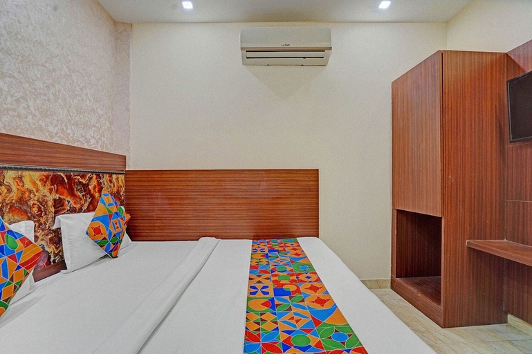 Room 4, Fabhotel Raj Rajeshwari, Delhi