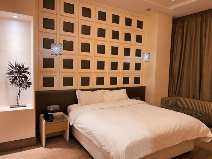 Room 4, M Man Hotel, Shanghai