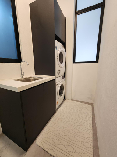 Bathroom 5, MySky Putrajaya with High Speed WiFi Near PICC, Kuala Lumpur