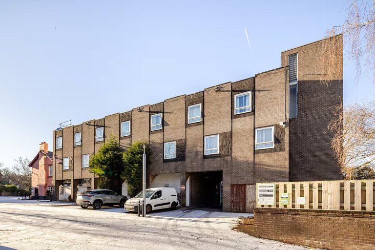 Parking lot, Alty Hotel, Trafford
