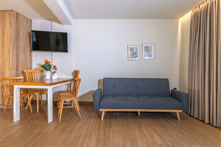 Others 4, Doce Dioses, Crete