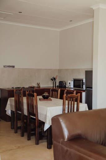 Food & Drinks 4, Lake Grappa Guestfarm, Siyanda