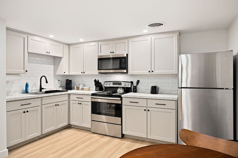 Private kitchen, The Silo 6 - Modern Abode, Tazewell