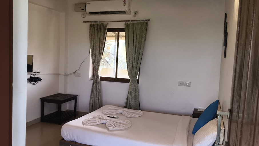 Bedroom 2, Jungle by sturmfrei Vagator, North Goa