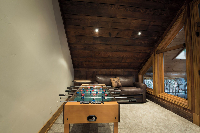 Others 4, Rustic Retreat, Mariposa
