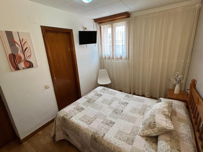 Bedroom 3, Hostal Estacio, Girona
