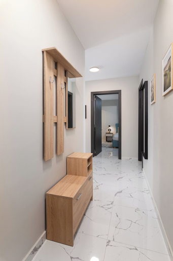 Interior 3, Sunlit Top Floor 2BR APT Big Terrace