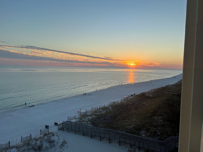 Others 4, Surf Dweller 712 - Wave Whisperer, Okaloosa