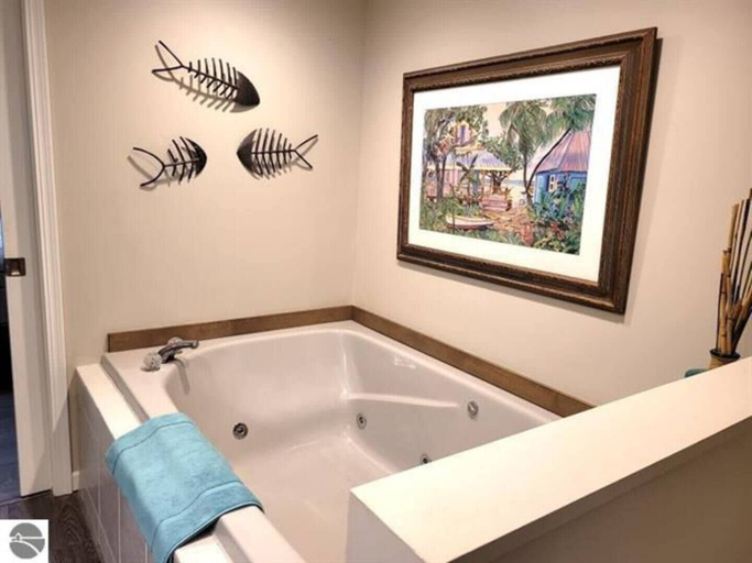 Bathroom 2, 2BR Escape Torch Lake Views Golf 755, Antrim