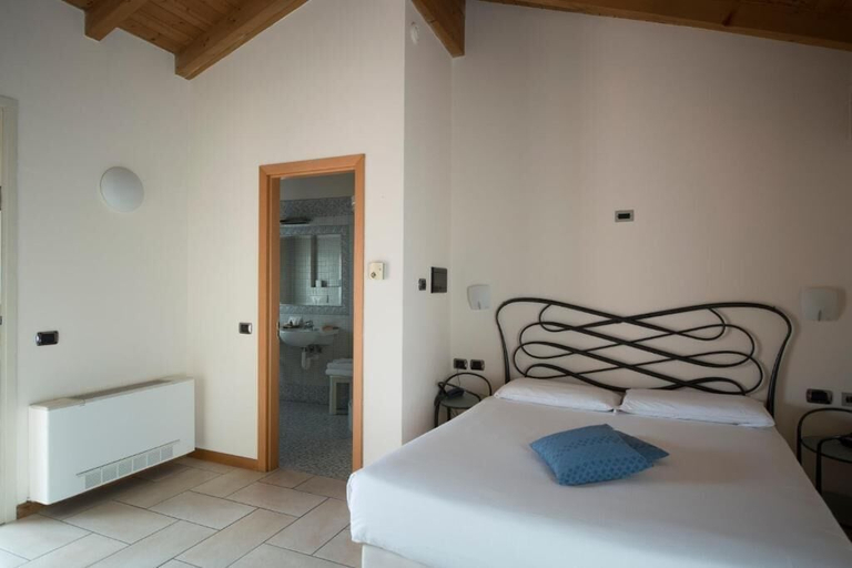Bedroom 3, Hotel Villa Colico, Lecco