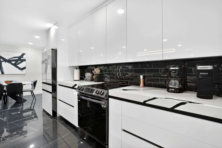 Interior 3, Coral Lane by Rove Travel Heated Pool & BBQ, Broward