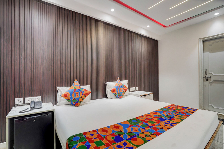 Room 4, Via Red Leaf Stay, Delhi