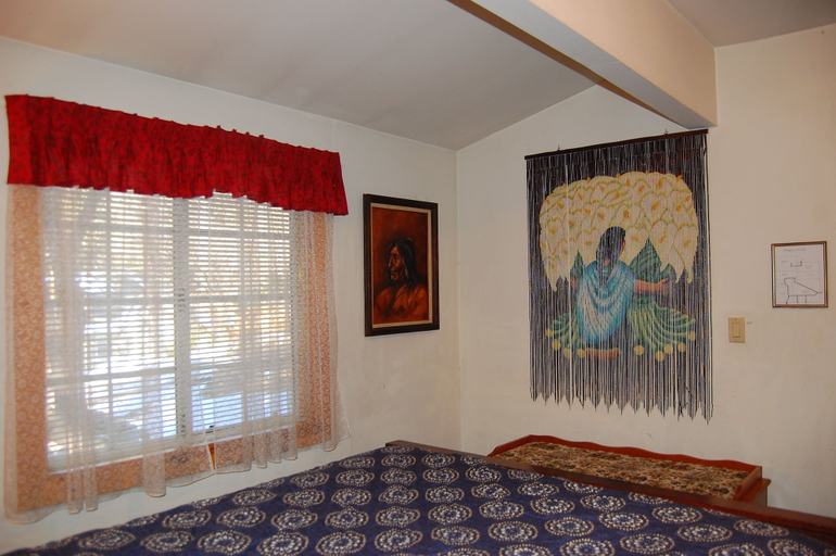 Bedroom 2, Black Oak Lodge, Mariposa