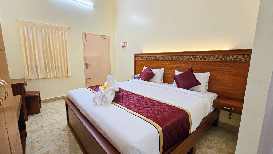 Room 3, Luna Castle, Tirunelveli