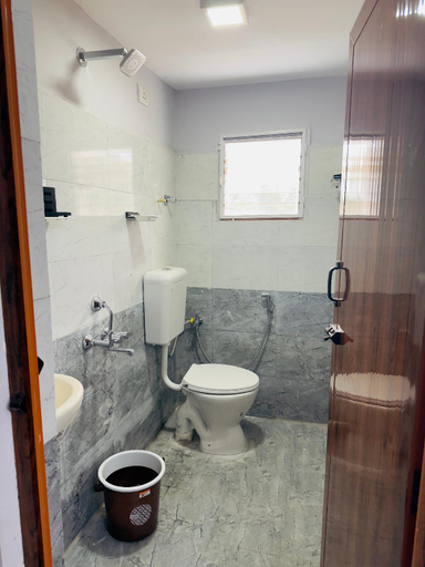 Bathroom 4, Sunny Bay ECR, Kancheepuram