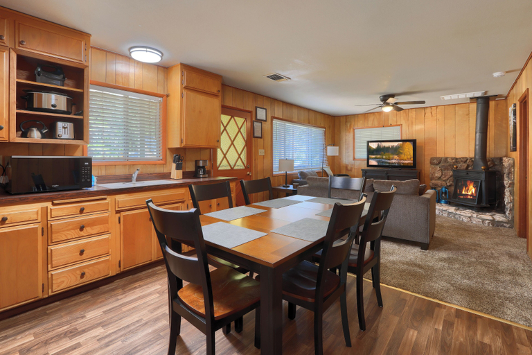 Interior 2, The Redwoods Cabin, Mariposa