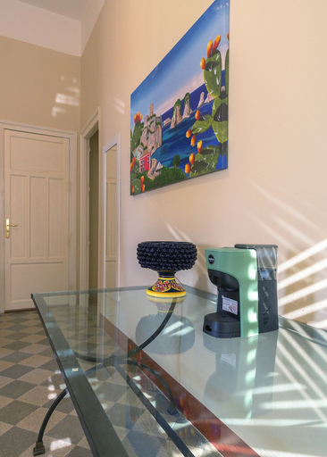 Interior 5, Bacavù, Palermo