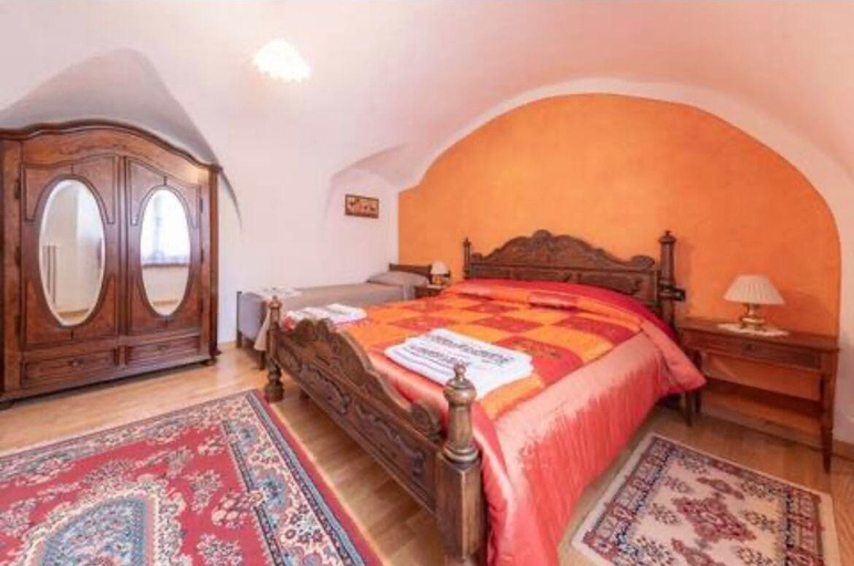 Room 2, Coromiga le stelle, Trento