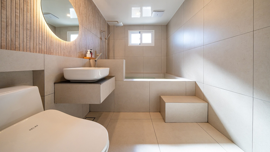Bathroom, Pohang Sevenstay, Pohang