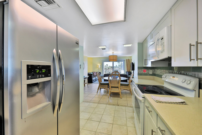 Private kitchen 4, Daytona Beach, Volusia