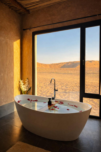 Bathroom 5, Desert Wonders Camp, Biddiya