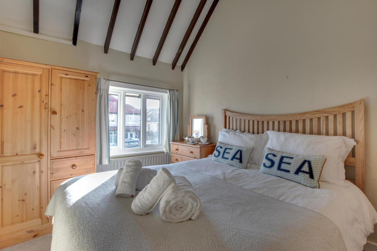 Bedroom 2, 3 Bed in Sandsend oc-wa241, North Yorkshire