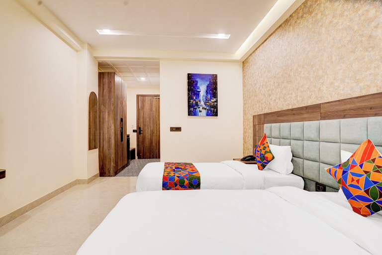 Room 3, FabHotel Amrit luxury Inn by Amrit Residency, Gurgaon