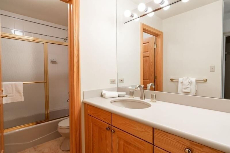 Bathroom 2, Strawberry Park #603 4 Bedroom Condo by RedAwning, Eagle