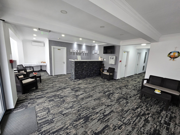 Others 4, Hotel Ilinca, Mangalia
