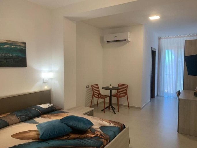 Room 4, La Candela Affittacamere, Foggia