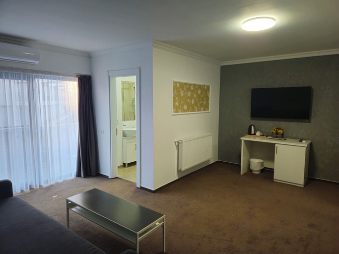 Others 5, Hotel Ilinca, Mangalia