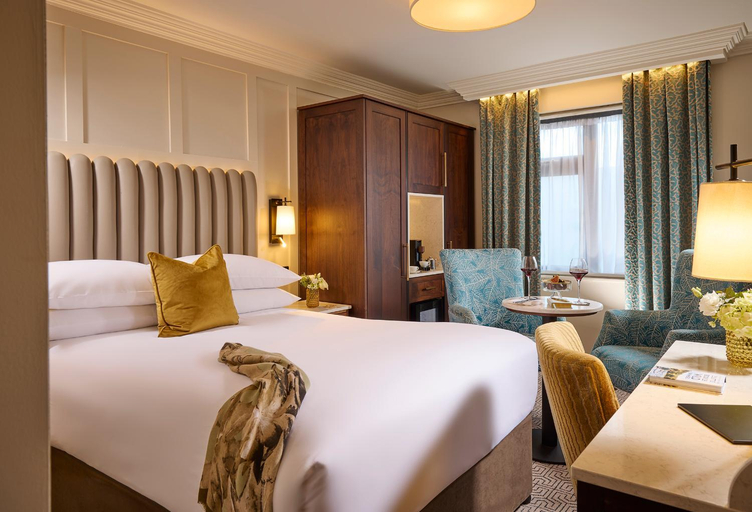 Bedroom 3, Castlecourt Hotel, Spa & Leisure