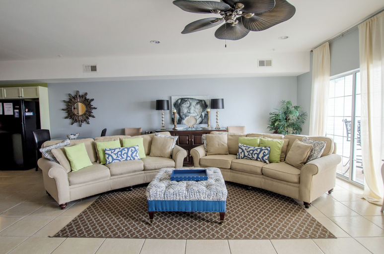 Primary image, Coconut Grove - 403, Horry