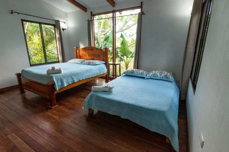 Bedroom 2, Coffee House, Abangares