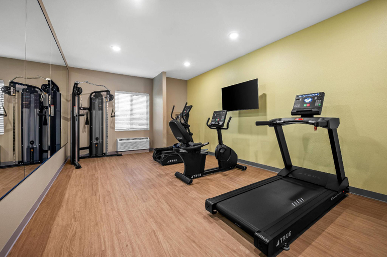 Fitness center, Echo Suites Extended Stay By Wyndham Naples, Collier