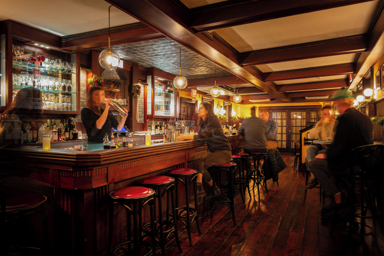 Food & Drinks, Howland House, Ulster