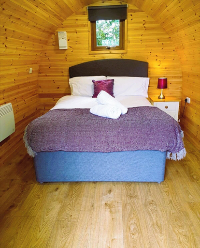 Room 3, Chestnut Meadow Camping, East Sussex