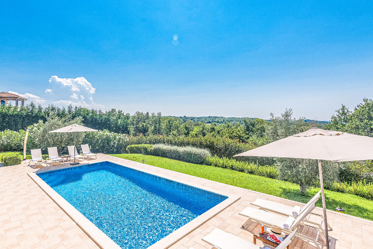 Sport & Beauty 2, Villa Sterpazzi, Meerblick, Pool, Jacuzzi & Sauna, Višnjan