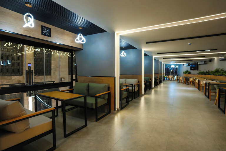 Restaurant 5, Roya Downtown Boutique Hotel, Amman