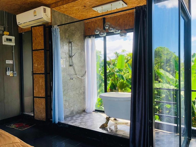 Bathroom 5, Near beach hostel, Pulau Phuket