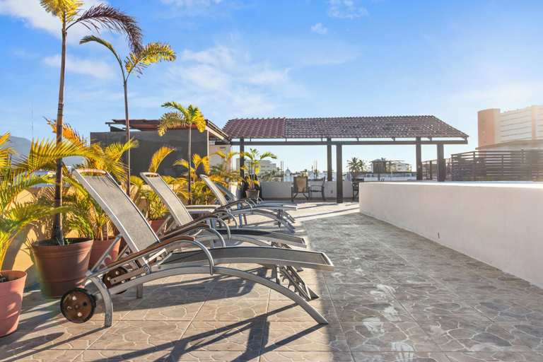 Rooftop terrace 4, Lisboa Condominium - Modern Stay, Puerto Vallarta
