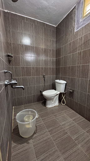 Bathroom 3, Sea Breeze Beach Resort, Kancheepuram