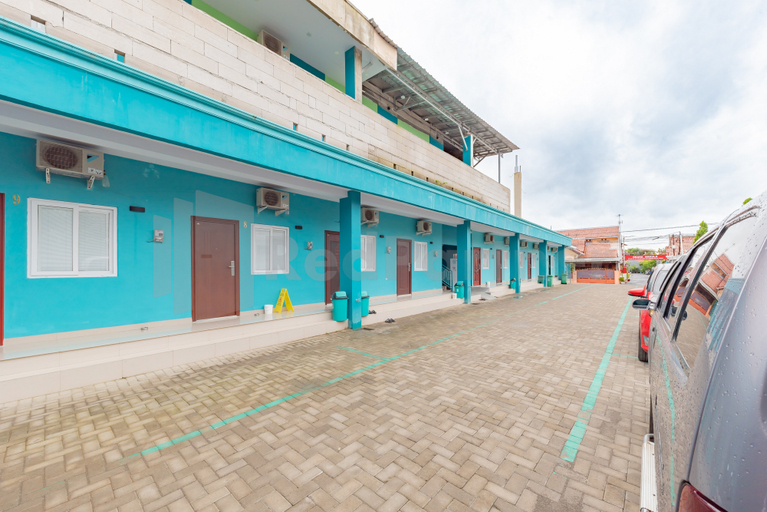 Exterior & Views 2, Shiva Home Syariah RedPartner near Alun Alun Tegal, Tegal