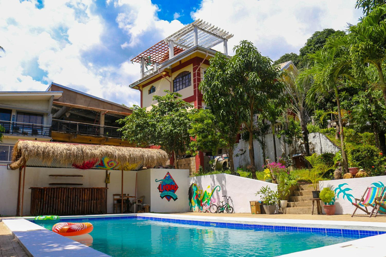Sport & Beauty 5, Screaming Gecko Hostel Air-Con, Coron