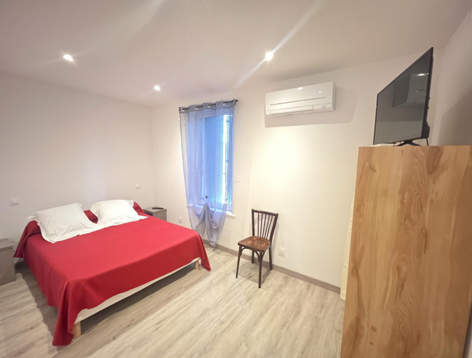 Bedroom 4, Hotel Des Voyageurs Chez Betty, Cantal
