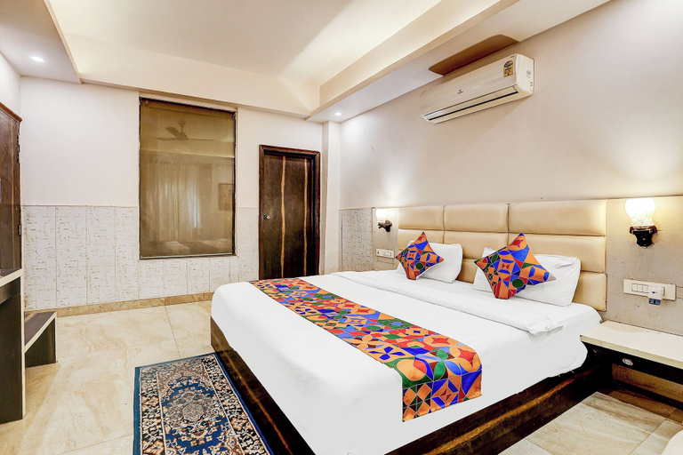 Room 4, Via Ramaya Palace, Faridabad